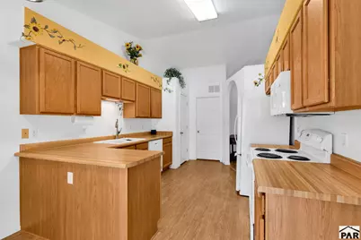 1800 Kingsroyal Blvd #P, Pueblo, CO 81005 - Photo 12