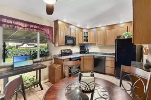 2129 Rosewood Ln, Pueblo, CO 81005 - Photo 8
