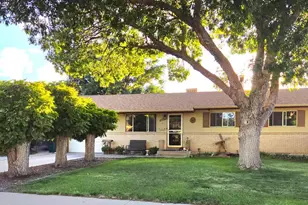 2129 Rosewood Ln, Pueblo, CO 81005 - Photo 1