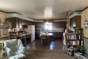 1213 E 4th St, La Junta, CO 81050 - Photo 8