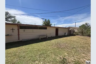1213 E 4th St, La Junta, CO 81050 - Photo 32