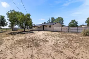 1522 Whippoorwill Pl, Pueblo, CO 81006 - Photo 4