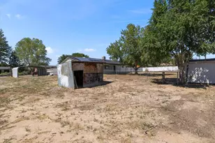 1522 Whippoorwill Pl, Pueblo, CO 81006 - Photo 22
