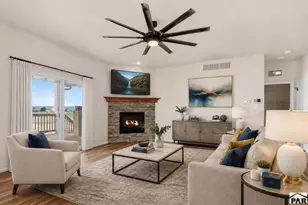 1373 Blue Lake Ln, Pueblo, CO 81007 - Photo 4