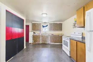 1101 Catalpa St, Pueblo, CO 81001 - Photo 8