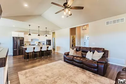 383 N Desert Cove Dr, Pueblo West, CO 81007 - Photo 16