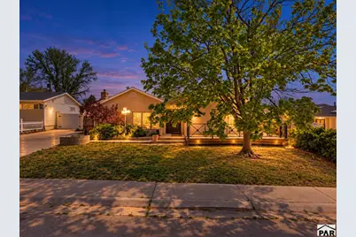 8 Scotland Rd, Pueblo, CO 81001 - Photo 2