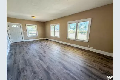 910 S 7th St, Lamar, CO 81052 - Photo 4