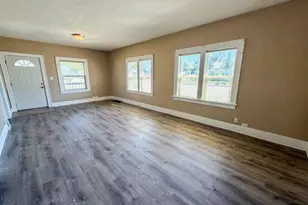 910 S 7th St, Lamar, CO 81052 - Photo 4