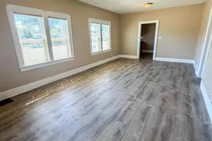 910 S 7th St, Lamar, CO 81052 - Photo 6