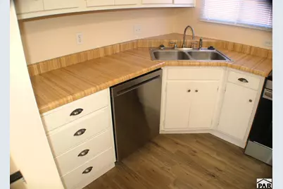 1919 Mohawk Rd, Pueblo, CO 81001 - Photo 8
