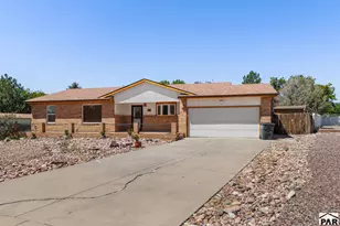 9 Carefree Ct, Pueblo, CO 81001 - Photo 2