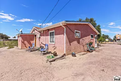 2120 W 11th St, Pueblo, CO 81003 - Photo 2