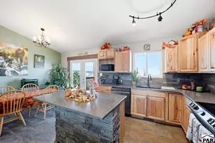 1690 N Bowen Dr, Pueblo West, CO 81007 - Photo 8