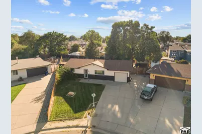 3523 White Pine Court, Pueblo, CO 81005 - Photo 2