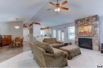 338 Hawthorne Ave, Johnstown, CO 80534 - Photo 6