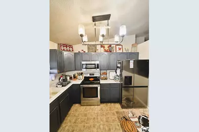 555 E McClave Dr, Pueblo West, CO 81007 - Photo 8