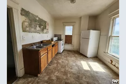 825 E 5th St, Pueblo, CO 81001 - Photo 10