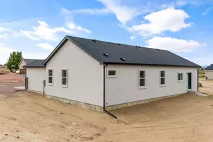 280 S Meriweather Dr, Pueblo West, CO 81007 - Photo 38