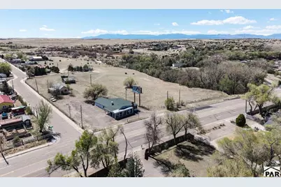 5206 Thatcher Ave, Pueblo, CO 81005 - Photo 2
