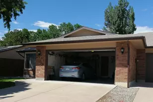 12 Towerbridge Ct, Pueblo, CO 81001 - Photo 2