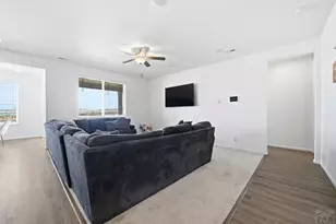 2213 Sunrise Ln, Pueblo, CO 81008 - Photo 10