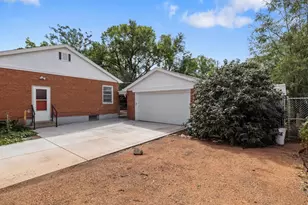 219 E Adams Ave, Pueblo, CO 81004 - Photo 34
