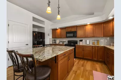 1058 E Marengo Dr, Pueblo West, CO 81007 - Photo 8