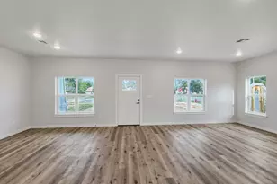 559 Moore Ave, Las Animas, CO 81054 - Photo 6
