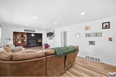 909 Alexander Circle, Pueblo, CO 81001 - Photo 6