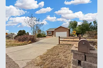 409 W Baldwyn Dr, Pueblo West, CO 81007 - Photo 2