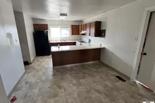 1824 E 4th St, Pueblo, CO 81001 - Photo 4