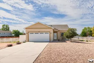 256 W Calle De Camelia Dr, Pueblo West, CO 81007 - Photo 1