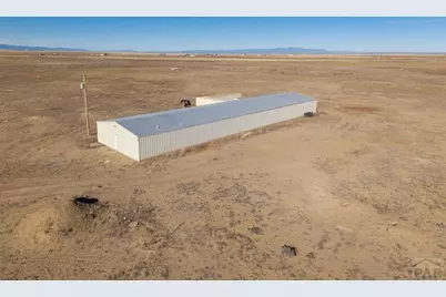 37477 Bush Rd, Avondale, CO 81022 - Photo 4