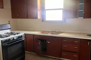 1237 E Abriendo Ave, Pueblo, CO 81004 - Photo 6