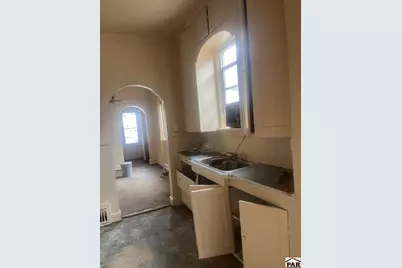 1018 E Abriendo Ave, Pueblo, CO 81004 - Photo 6