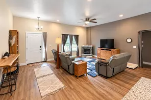 711 N Paradox Dr, Pueblo West, CO 81007 - Photo 6