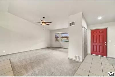 2308 Crestwood Ln, Pueblo, CO 81008 - Photo 2