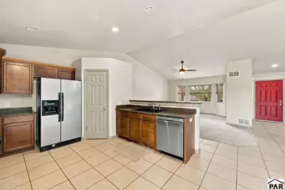 2308 Crestwood Ln, Pueblo, CO 81008 - Photo 8