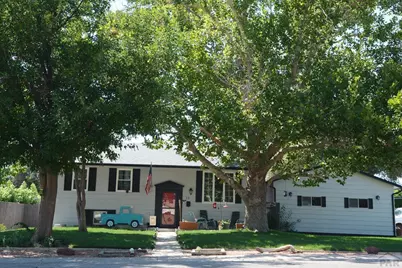 39 Macalester Rd, Pueblo, CO 81001 - Photo 1