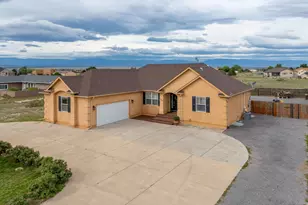 1105 S Nichols Rd, Pueblo West, CO 81007 - Photo 1