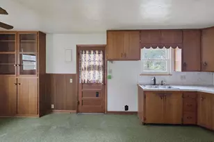 1440 Columbine Pl, Las Animas, CO 81054 - Photo 4