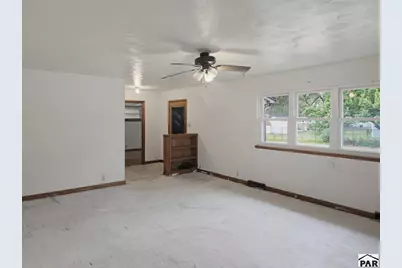 1440 Columbine Place, Las Animas, CO 81054 - Photo 2