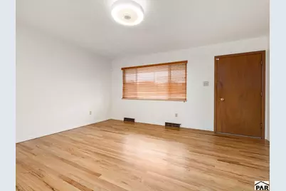321 W Adams Ave, Pueblo, CO 81004 - Photo 4