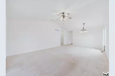 2025 Kingsroyal Blvd #F, Pueblo, CO 81005 - Photo 10