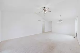 2025 Kingsroyal Blvd, Pueblo, CO 81005 - Photo 10