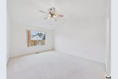 2025 Kingsroyal Blvd #F, Pueblo, CO 81005 - Photo 12