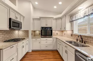 4828 Applecrest Dr, Pueblo, CO 81005 - Photo 12