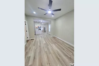 1022 Claremont Ave, Pueblo, CO 81004 - Photo 6