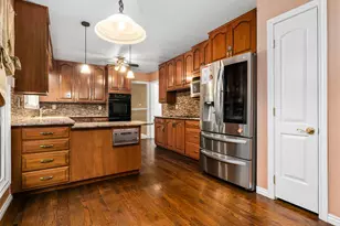 24 Robertson Rd, Pueblo, CO 81001 - Photo 6